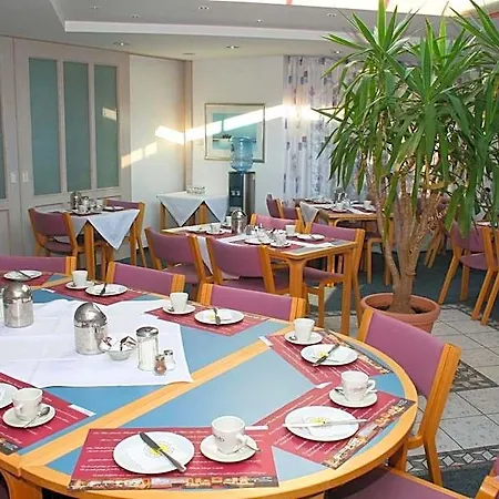 Landhotel 3*