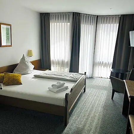 Hotel Landhotel 3*